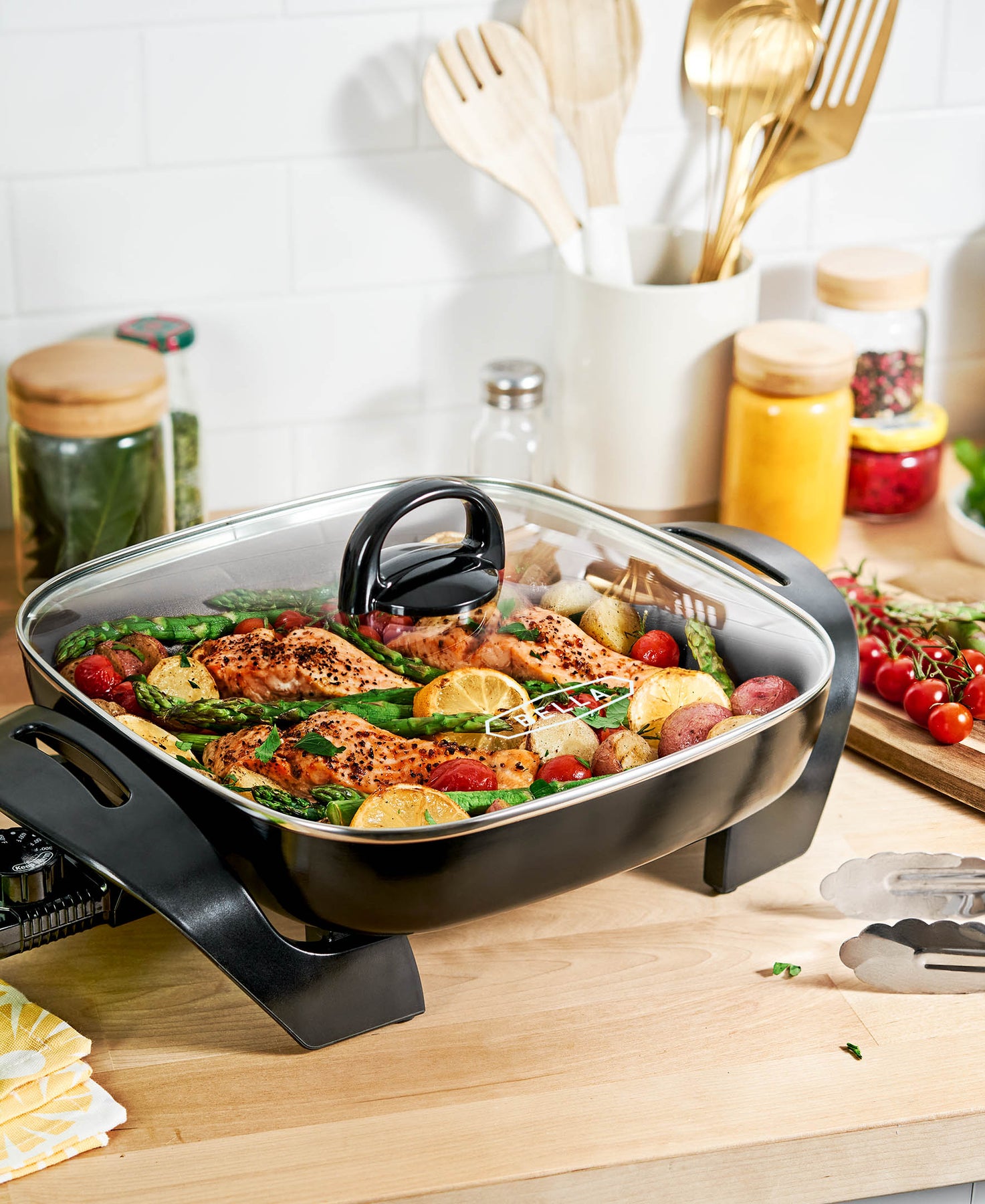 12 x 12 Nonstick Electric Skillet with Glass Lid