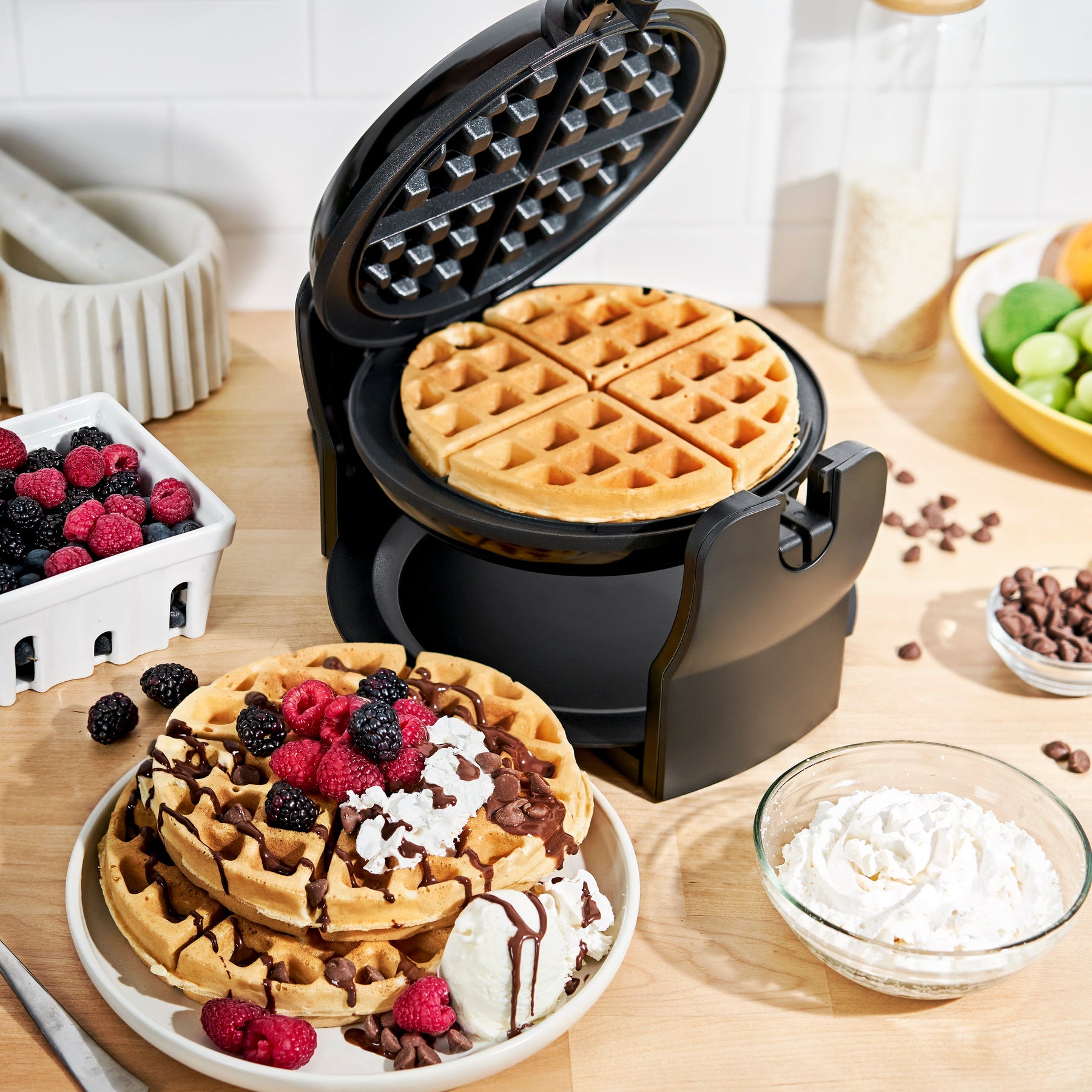Bella Rotating Stainless Steel Waffle Maker